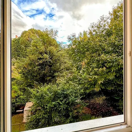 Appartement S Balkonem U Parku & 15 Minut Do Centra